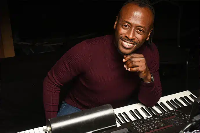 Kenny Seymour Alclair Artist and Synergy user